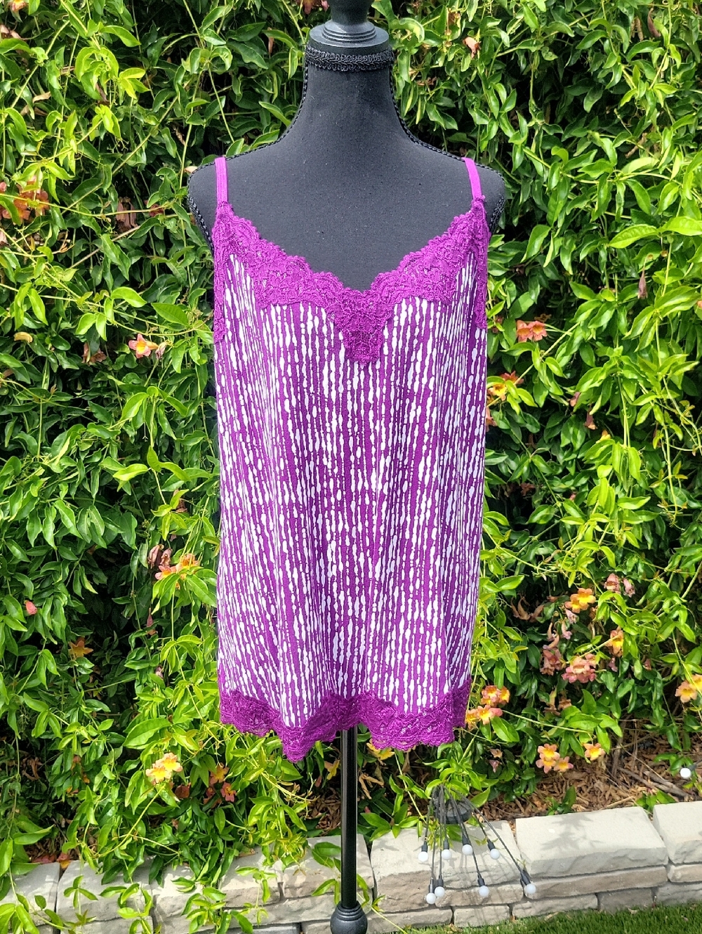 Lane Bryant Purple and White Cami With Purple Lace Trim 22